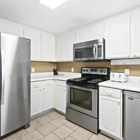Villa Jade East Towers 0520